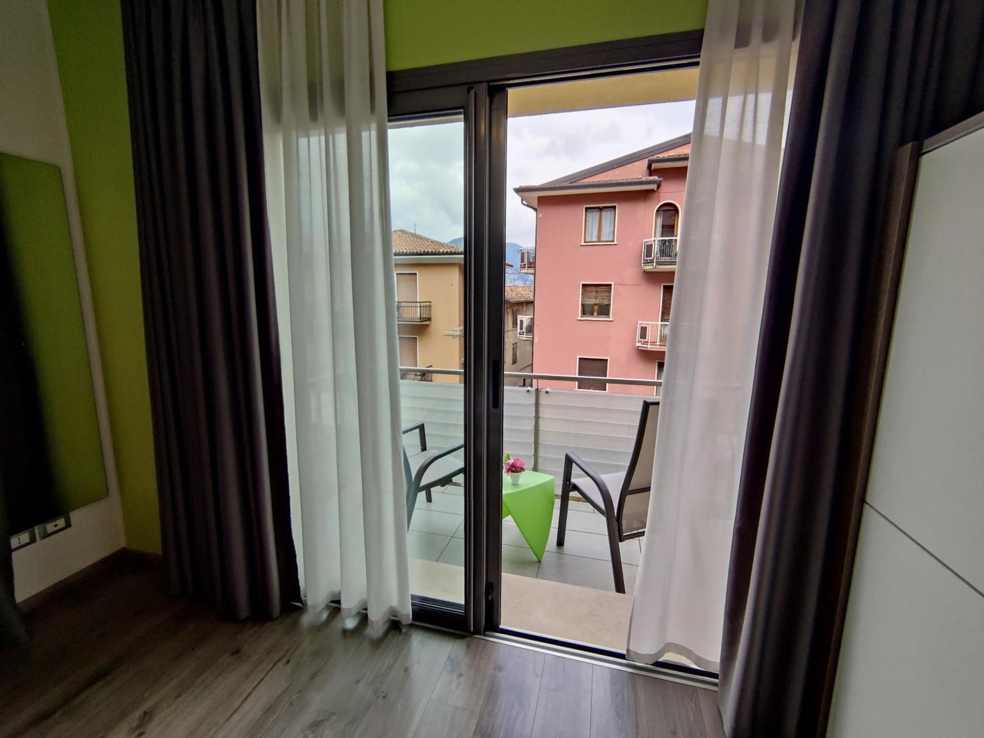 Gardesana Active Apartments Мальчезине Экстерьер фото